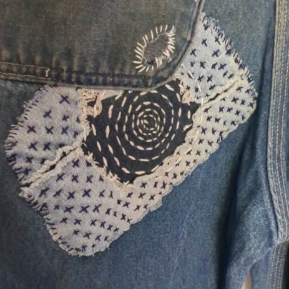 Carhartt Denim Overalls with Artistic Patchwork - Picture 7 of 14